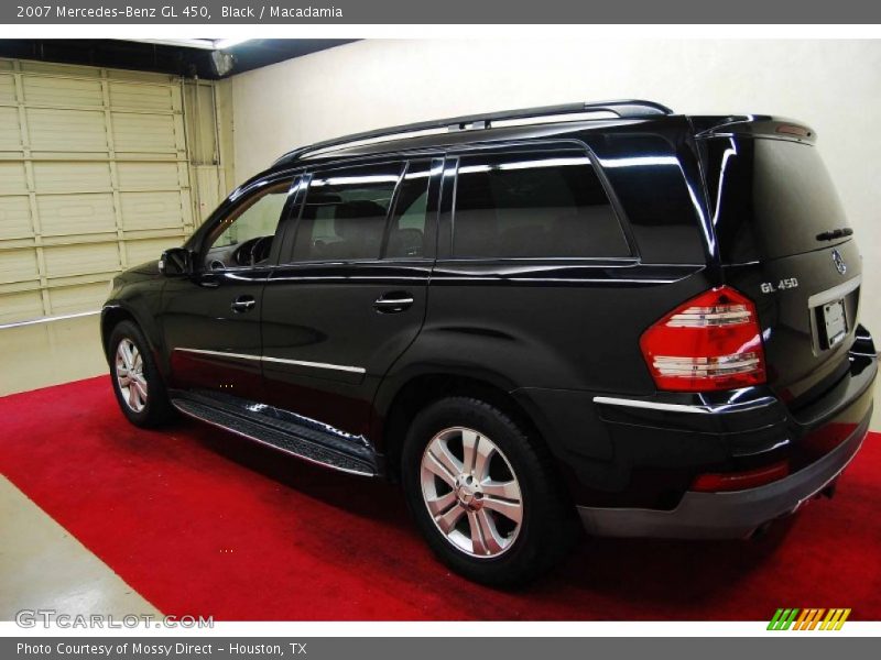 Black / Macadamia 2007 Mercedes-Benz GL 450