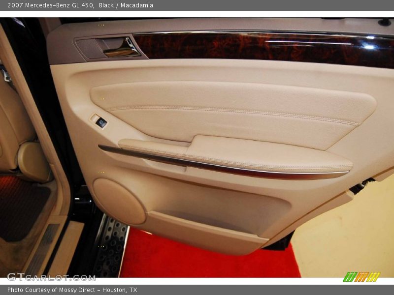 Black / Macadamia 2007 Mercedes-Benz GL 450