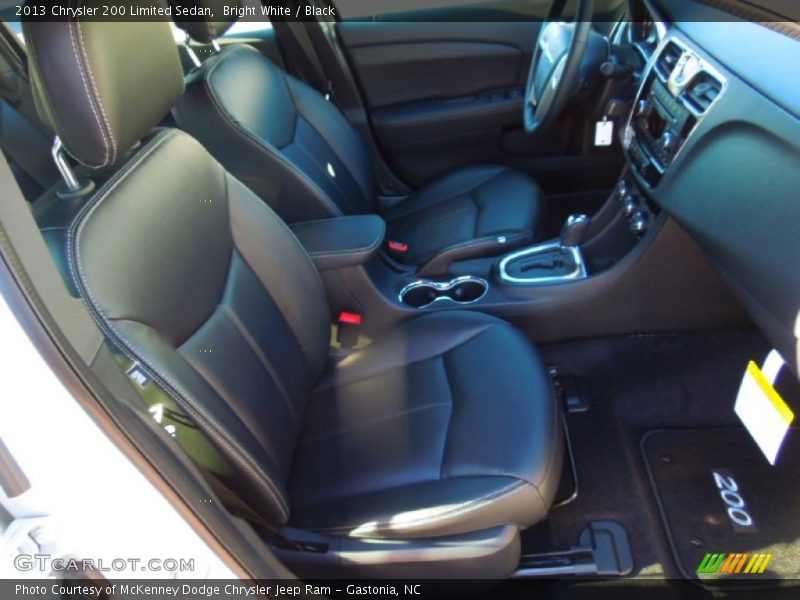 Bright White / Black 2013 Chrysler 200 Limited Sedan