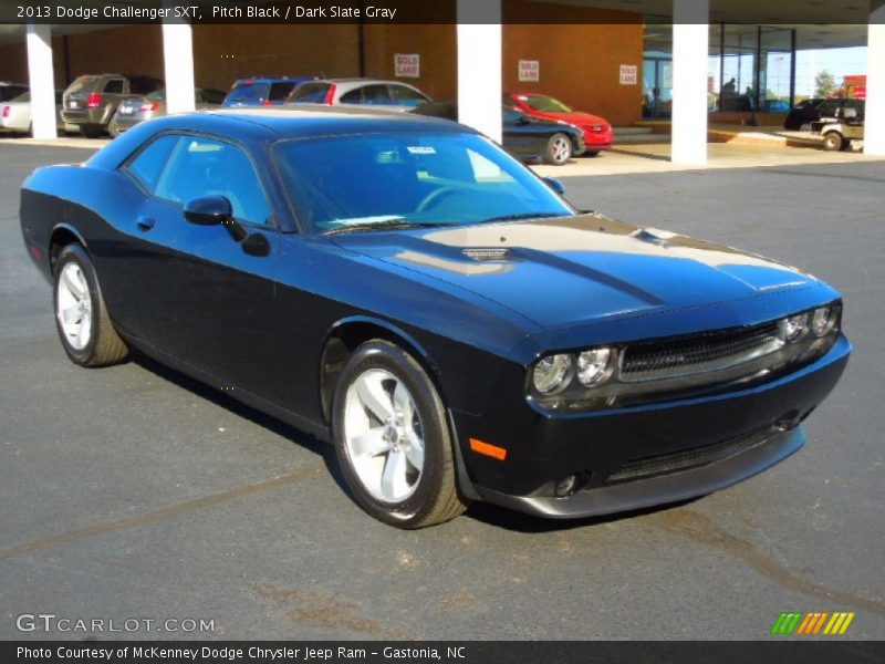 Pitch Black / Dark Slate Gray 2013 Dodge Challenger SXT
