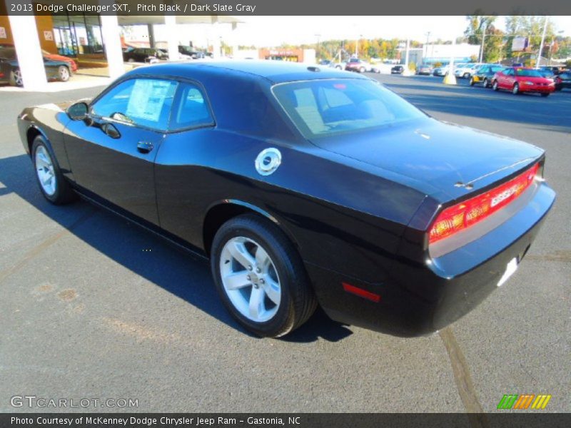 Pitch Black / Dark Slate Gray 2013 Dodge Challenger SXT
