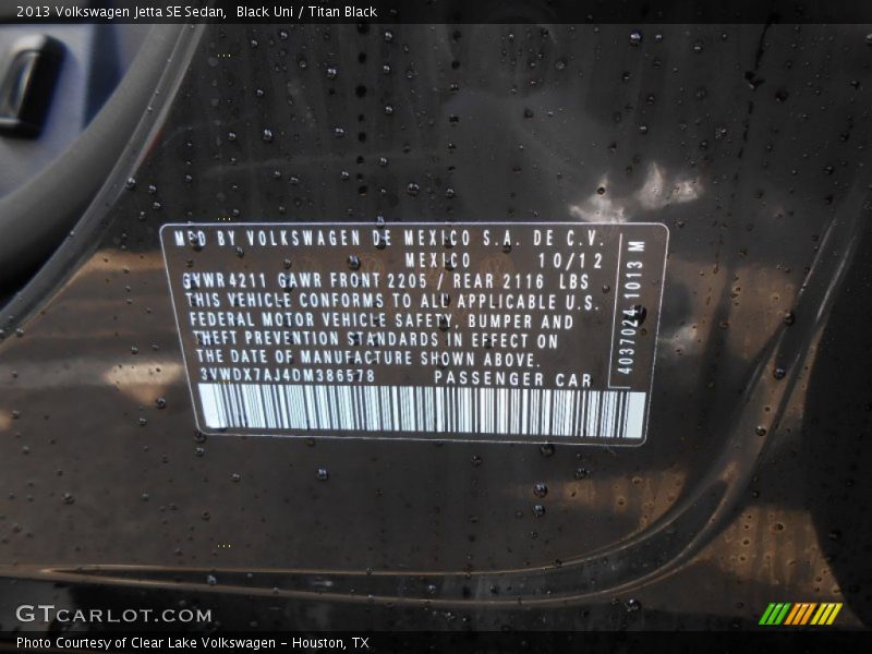 Black Uni / Titan Black 2013 Volkswagen Jetta SE Sedan