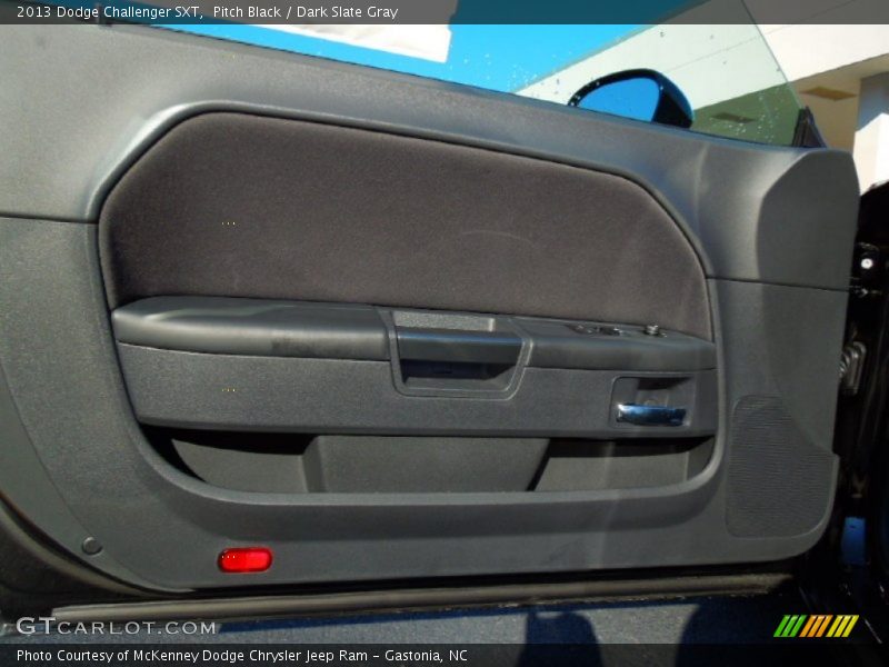 Pitch Black / Dark Slate Gray 2013 Dodge Challenger SXT
