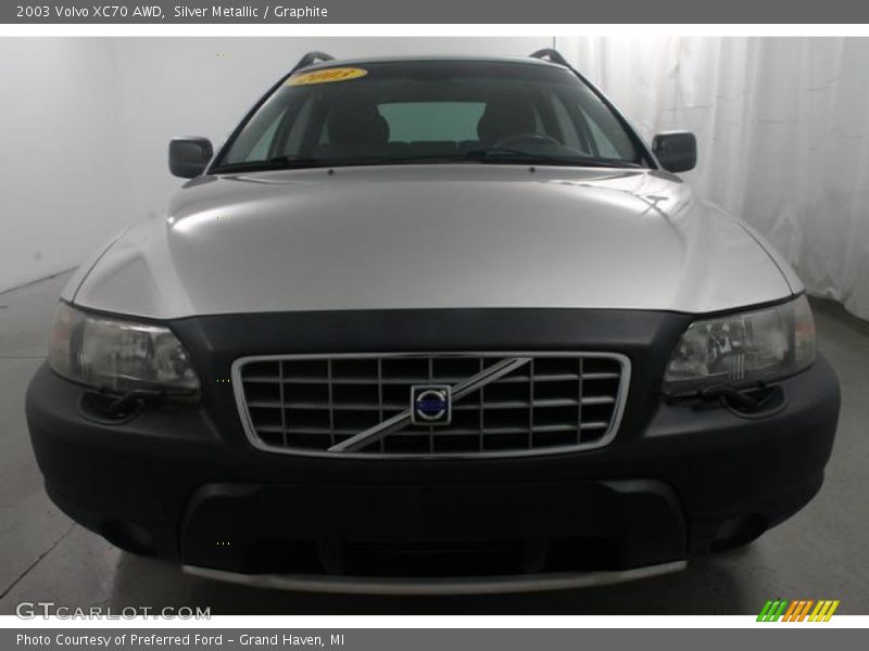 Silver Metallic / Graphite 2003 Volvo XC70 AWD