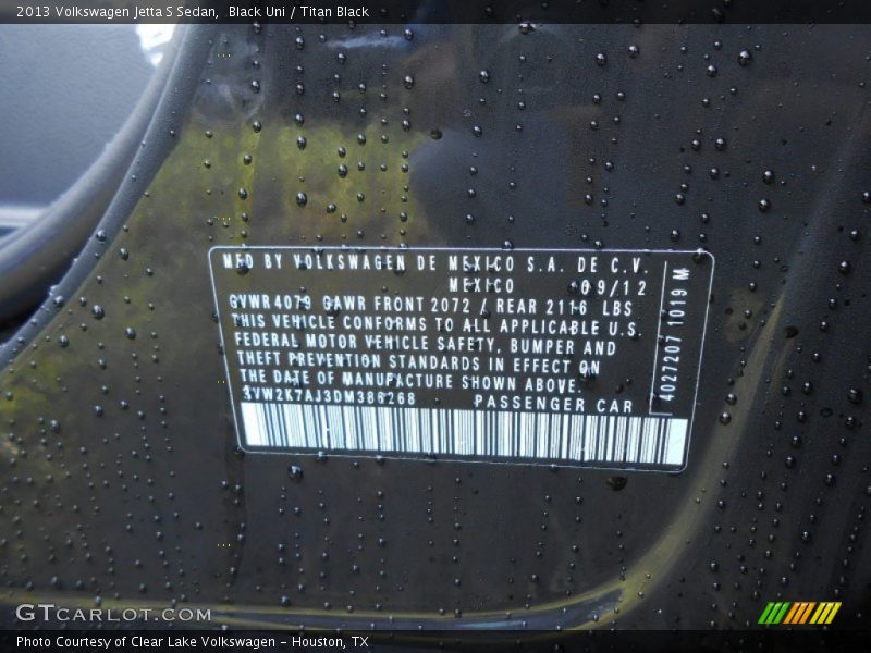 Black Uni / Titan Black 2013 Volkswagen Jetta S Sedan