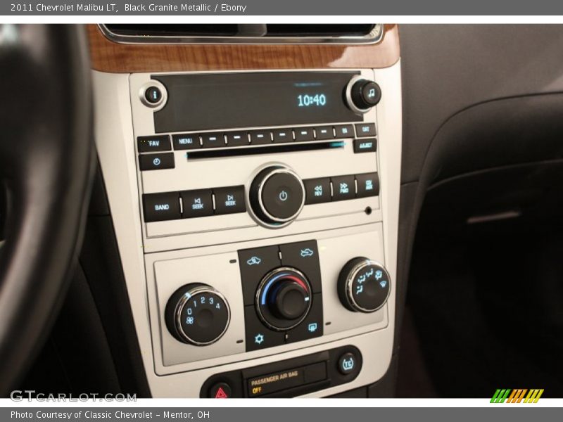 Controls of 2011 Malibu LT