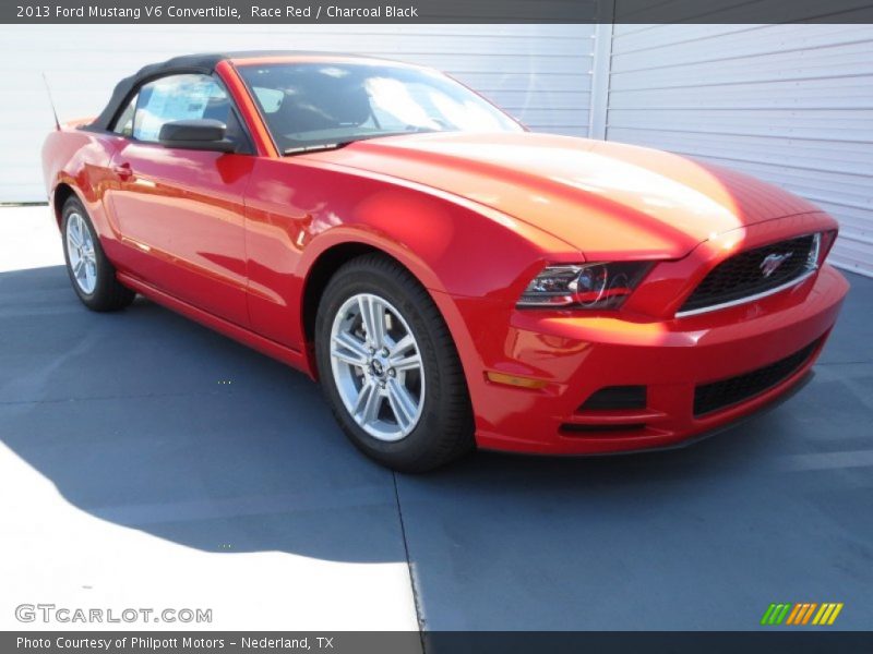Race Red / Charcoal Black 2013 Ford Mustang V6 Convertible