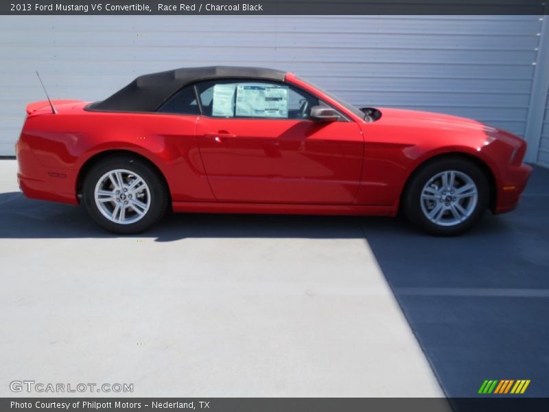 Race Red / Charcoal Black 2013 Ford Mustang V6 Convertible