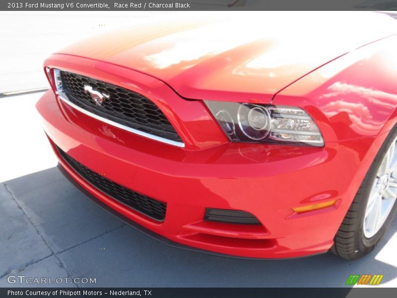 Race Red / Charcoal Black 2013 Ford Mustang V6 Convertible