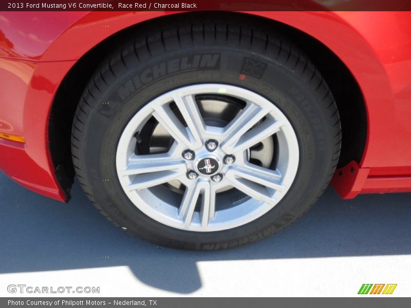 Race Red / Charcoal Black 2013 Ford Mustang V6 Convertible