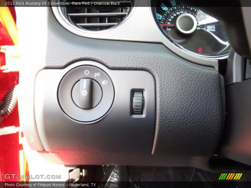 Race Red / Charcoal Black 2013 Ford Mustang V6 Convertible