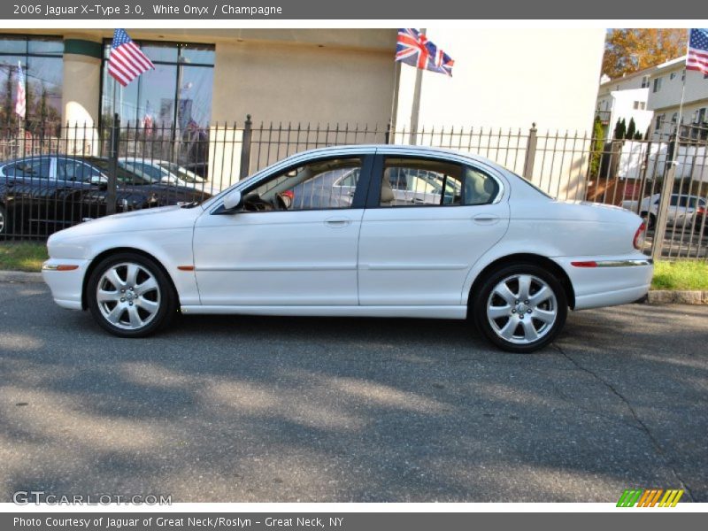 White Onyx / Champagne 2006 Jaguar X-Type 3.0