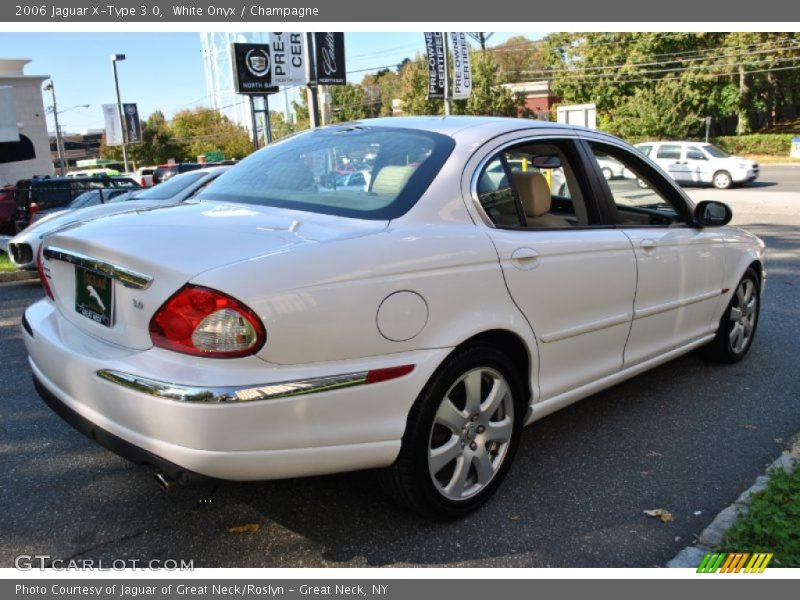 White Onyx / Champagne 2006 Jaguar X-Type 3.0