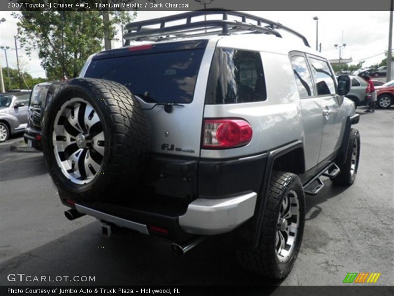 Titanium Metallic / Dark Charcoal 2007 Toyota FJ Cruiser 4WD