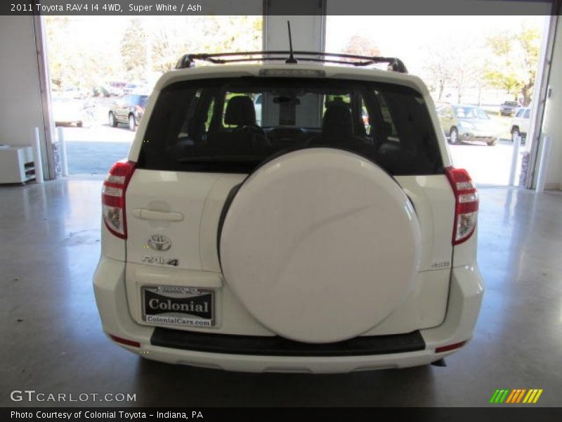 Super White / Ash 2011 Toyota RAV4 I4 4WD