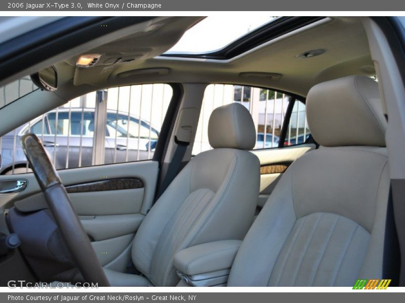 White Onyx / Champagne 2006 Jaguar X-Type 3.0