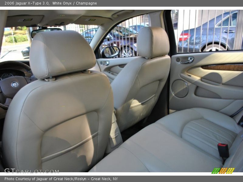 White Onyx / Champagne 2006 Jaguar X-Type 3.0