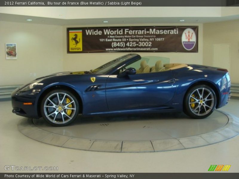 Blu tour de France (Blue Metallic) / Sabbia (Light Beige) 2012 Ferrari California