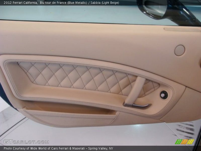 Blu tour de France (Blue Metallic) / Sabbia (Light Beige) 2012 Ferrari California