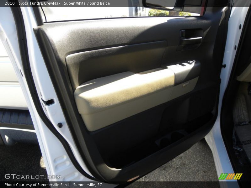 Super White / Sand Beige 2010 Toyota Tundra CrewMax