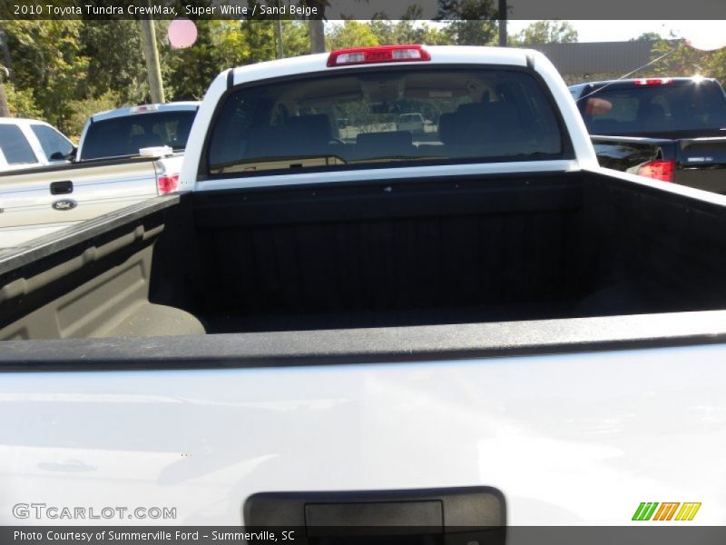 Super White / Sand Beige 2010 Toyota Tundra CrewMax