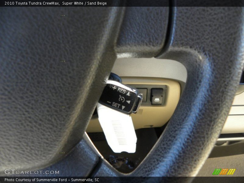 Super White / Sand Beige 2010 Toyota Tundra CrewMax