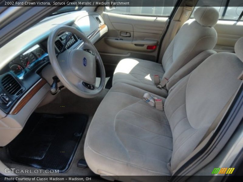 Spruce Green Metallic / Medium Parchment 2002 Ford Crown Victoria