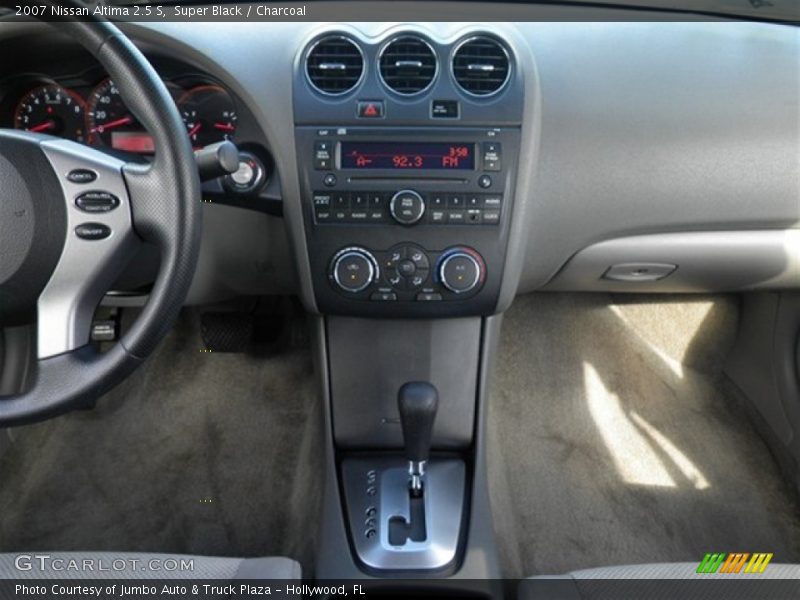 Super Black / Charcoal 2007 Nissan Altima 2.5 S