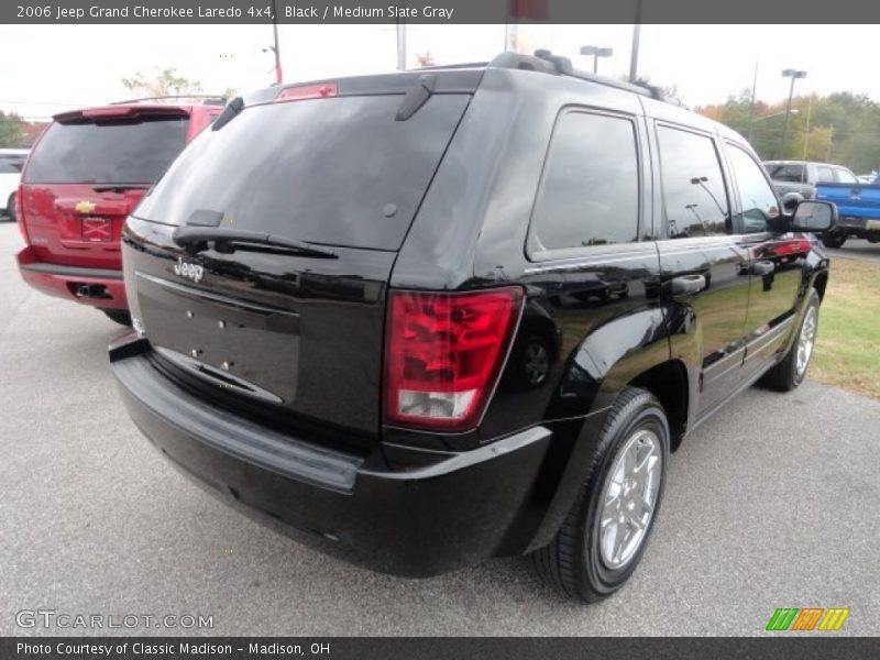 Black / Medium Slate Gray 2006 Jeep Grand Cherokee Laredo 4x4