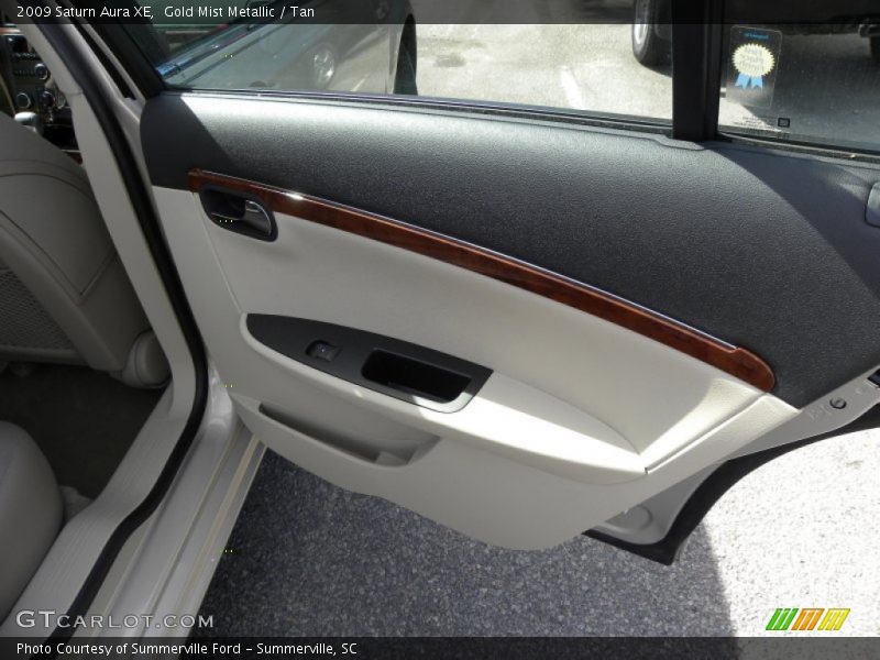 Gold Mist Metallic / Tan 2009 Saturn Aura XE