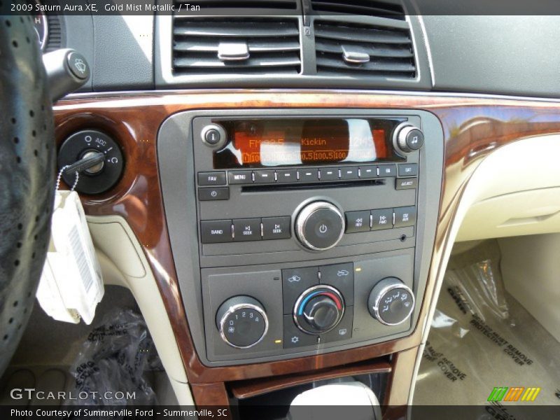 Gold Mist Metallic / Tan 2009 Saturn Aura XE
