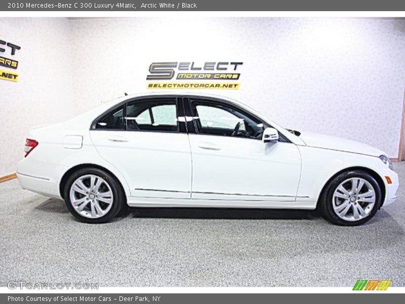 Arctic White / Black 2010 Mercedes-Benz C 300 Luxury 4Matic