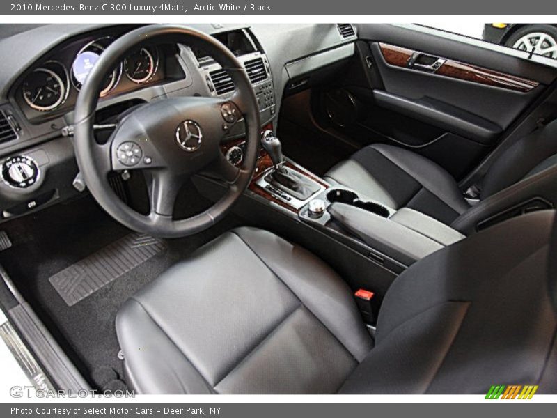 Arctic White / Black 2010 Mercedes-Benz C 300 Luxury 4Matic