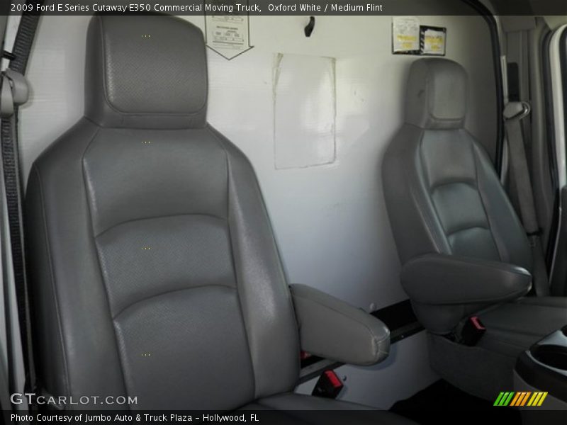Oxford White / Medium Flint 2009 Ford E Series Cutaway E350 Commercial Moving Truck