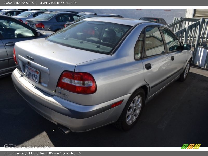 Silver Metallic / Graphite 2002 Volvo S40 1.9T