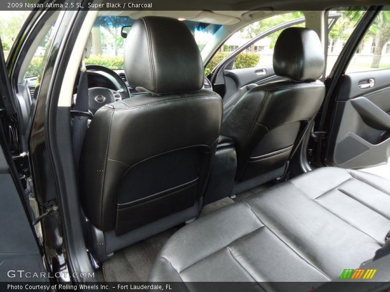  2009 Altima 2.5 SL Charcoal Interior