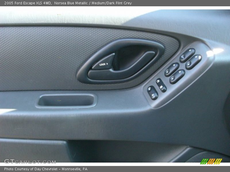 Norsea Blue Metallic / Medium/Dark Flint Grey 2005 Ford Escape XLS 4WD