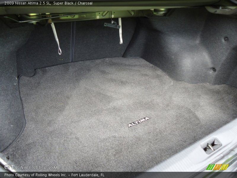  2009 Altima 2.5 SL Trunk