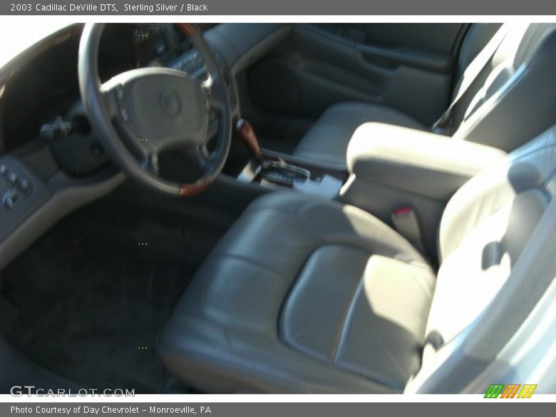 Sterling Silver / Black 2003 Cadillac DeVille DTS