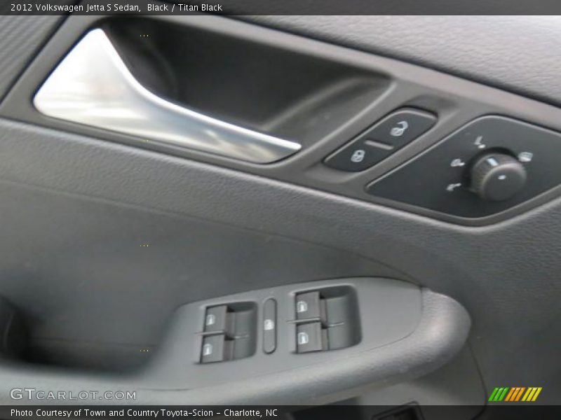 Black / Titan Black 2012 Volkswagen Jetta S Sedan