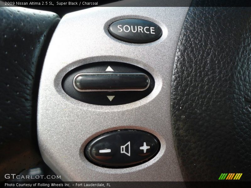 Controls of 2009 Altima 2.5 SL