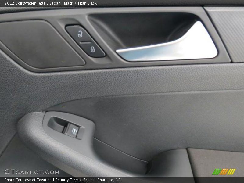 Black / Titan Black 2012 Volkswagen Jetta S Sedan