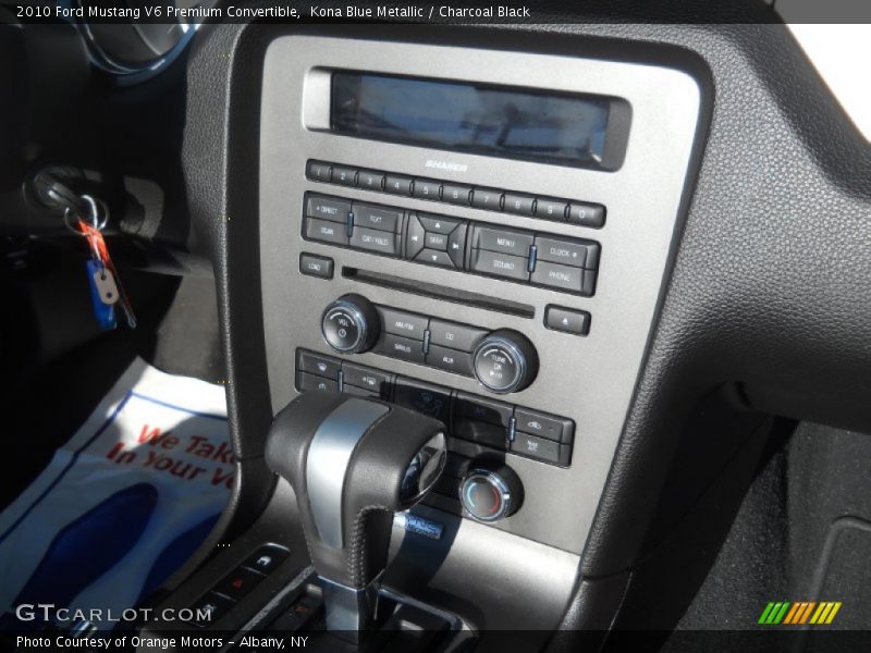 Kona Blue Metallic / Charcoal Black 2010 Ford Mustang V6 Premium Convertible