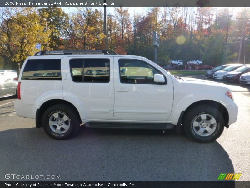 Avalanche White / Graphite 2006 Nissan Pathfinder SE 4x4