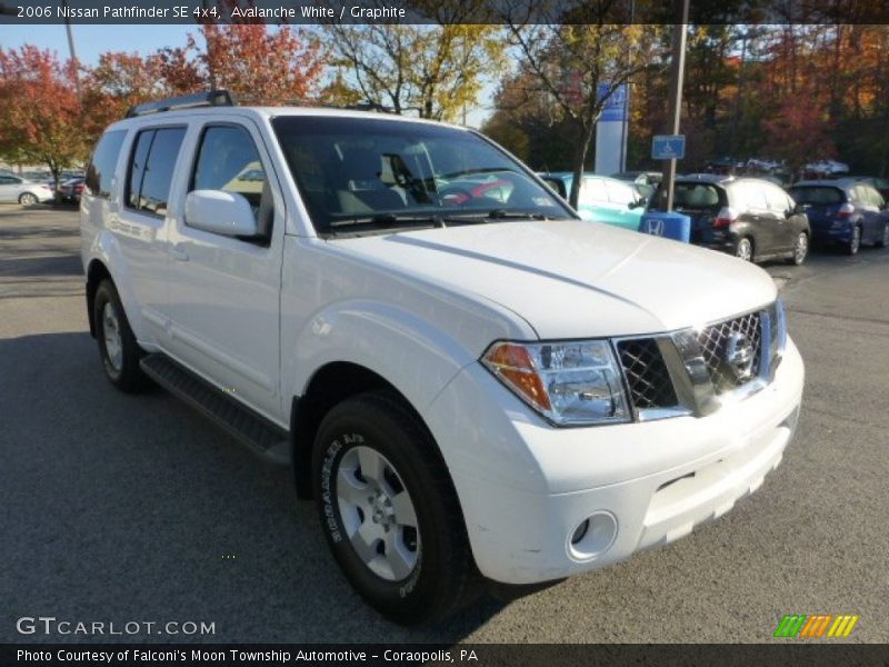 Avalanche White / Graphite 2006 Nissan Pathfinder SE 4x4