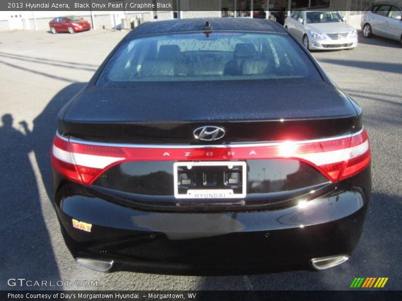 Black Onyx Pearl / Graphite Black 2013 Hyundai Azera