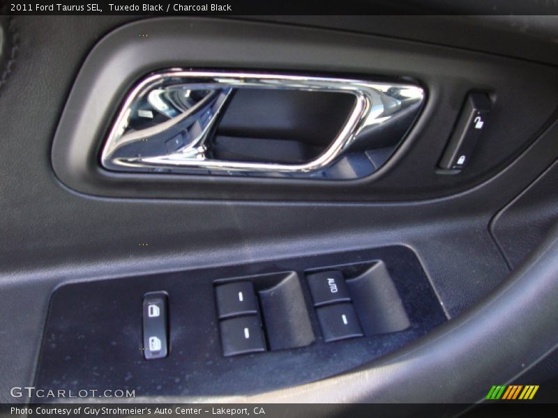 Tuxedo Black / Charcoal Black 2011 Ford Taurus SEL