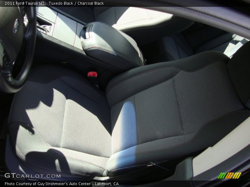 Tuxedo Black / Charcoal Black 2011 Ford Taurus SEL