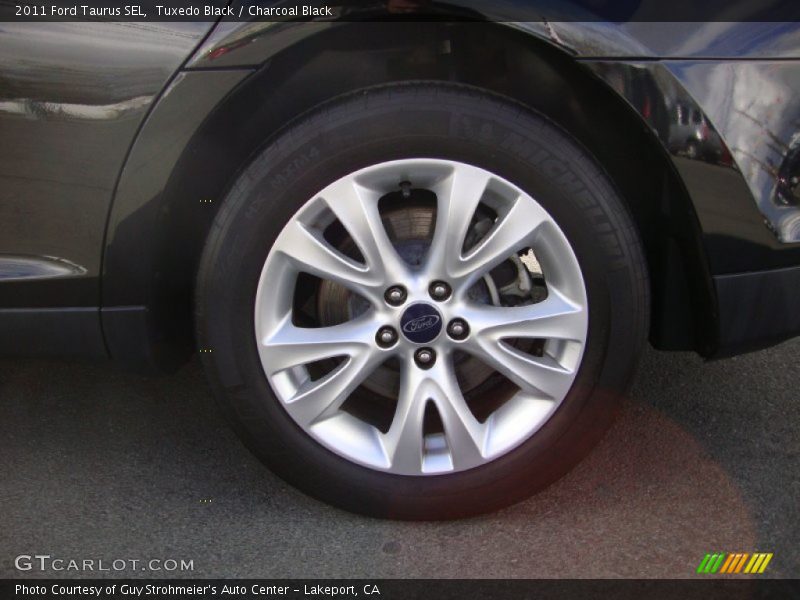  2011 Taurus SEL Wheel