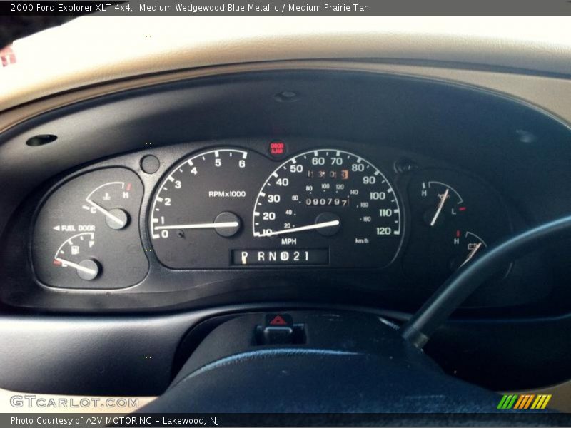  2000 Explorer XLT 4x4 XLT 4x4 Gauges